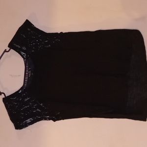 Black t-shirt